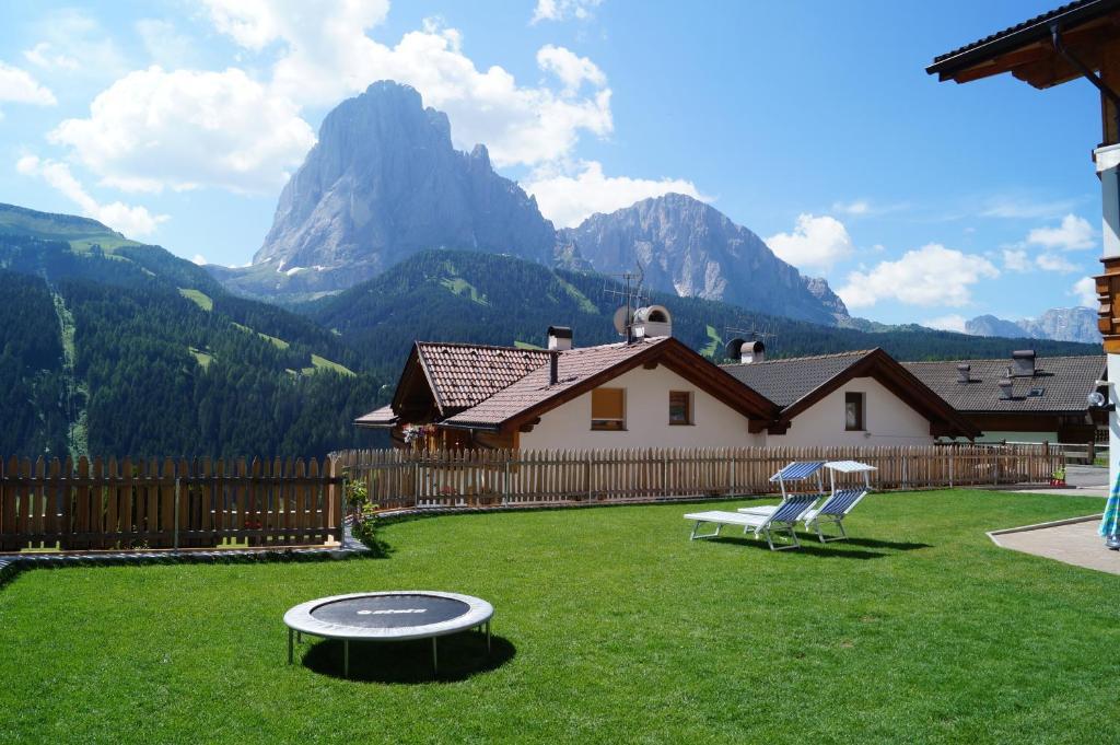 Apartments Salieta Santa Cristina Val Gardena Exterior photo